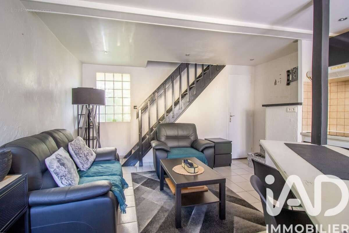 Photo 4 - Appartement à ISSOU