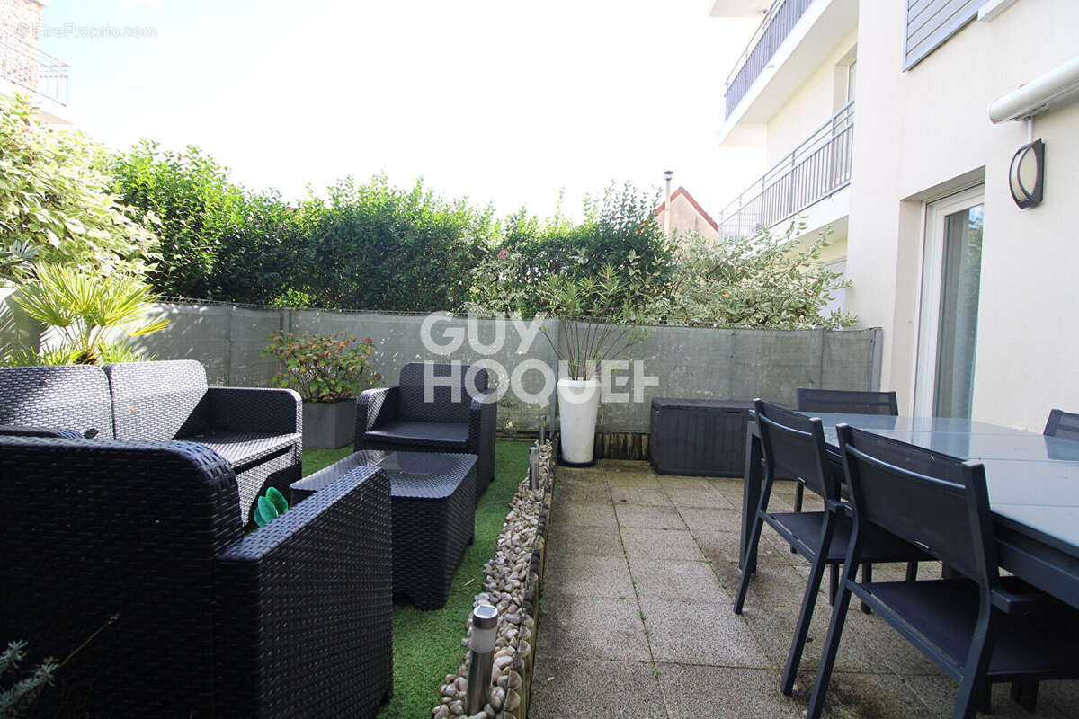 Appartement à BRIE-COMTE-ROBERT