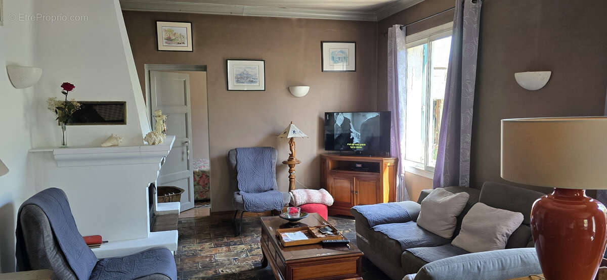 Maison à MORIERES-LES-AVIGNON