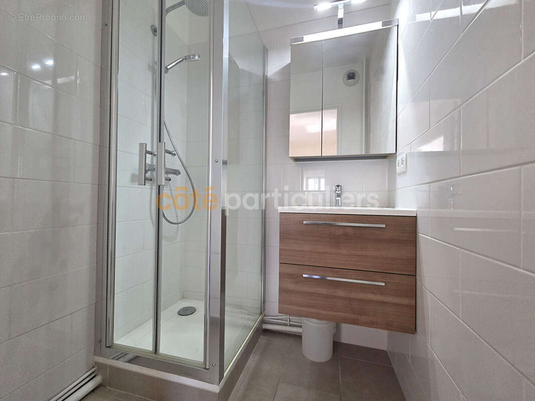 Appartement Saint Germain En Laye 2 pièce(s) 43.07 m2 - Balcon et Parking - photo 6
