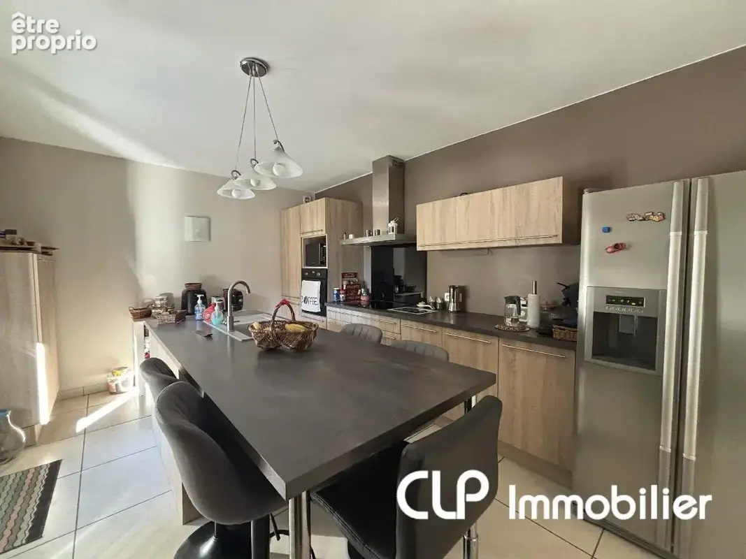 Maison 9 pièces 207 m² à vendre à Allan (26780) - photo 5