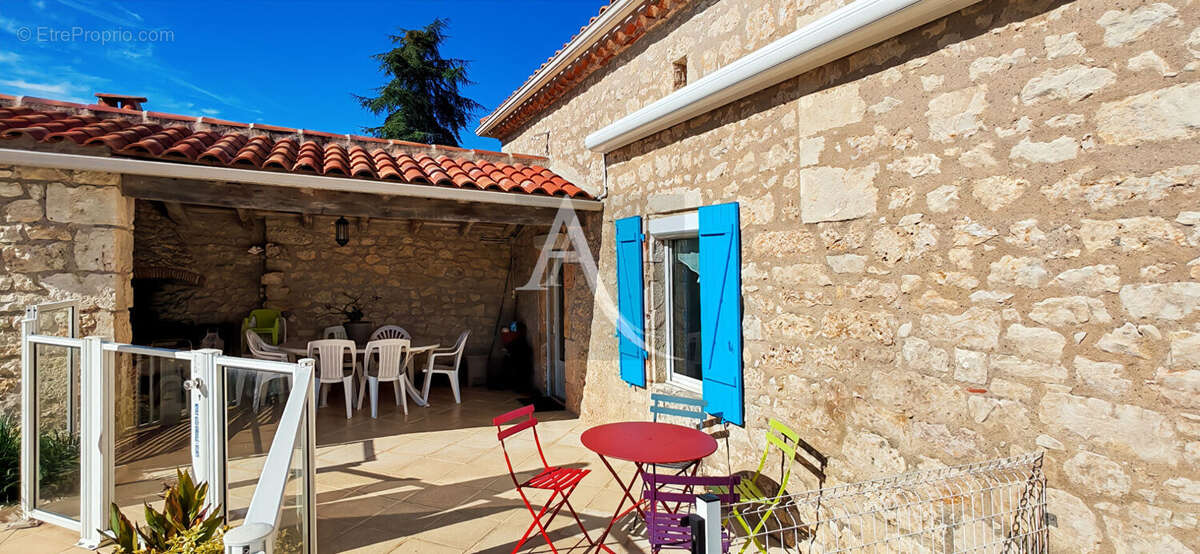 Maison à LACAPELLE-CABANAC