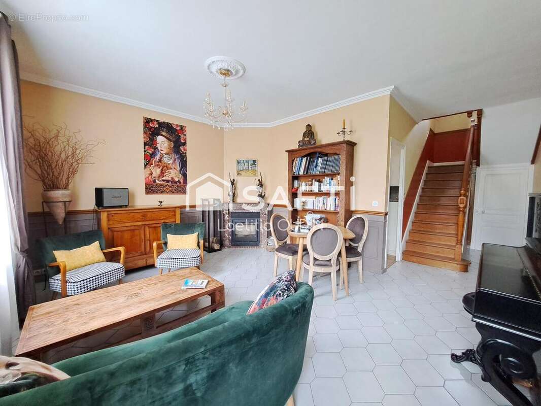 Photo 2 - Maison à ROMILLY-SUR-SEINE