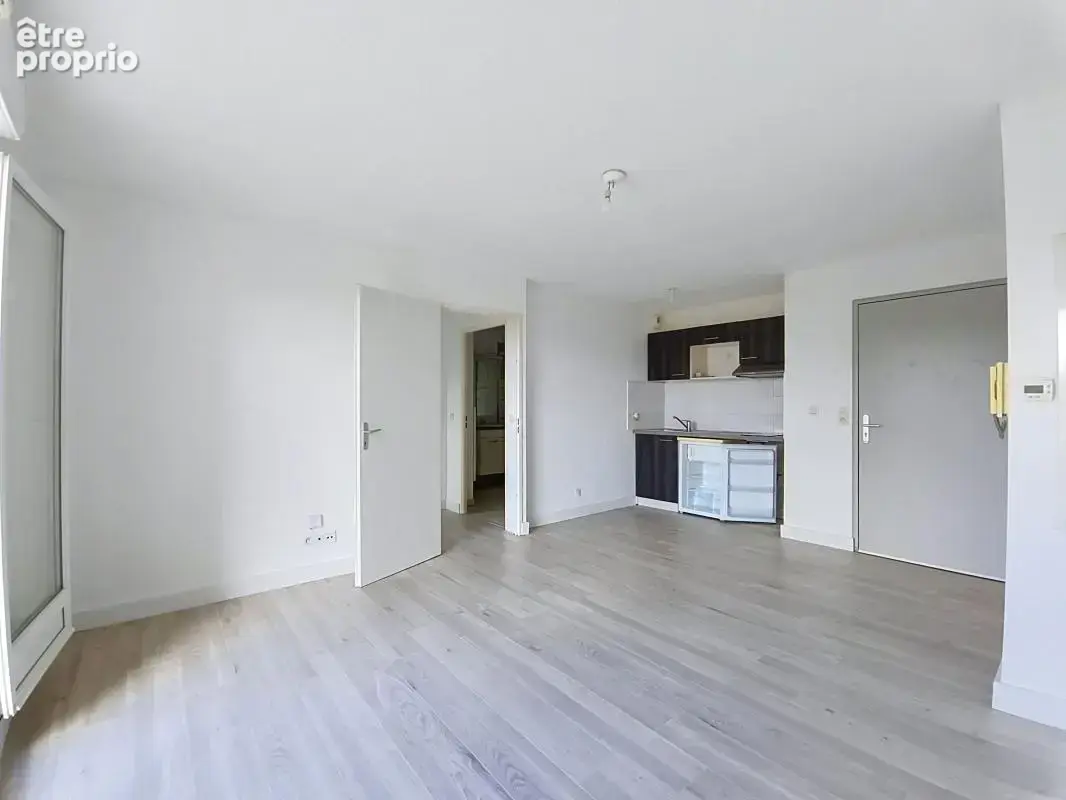 Appartement T2 au calme avec balcon à Franqueville-Saint-Pierre - photo 2