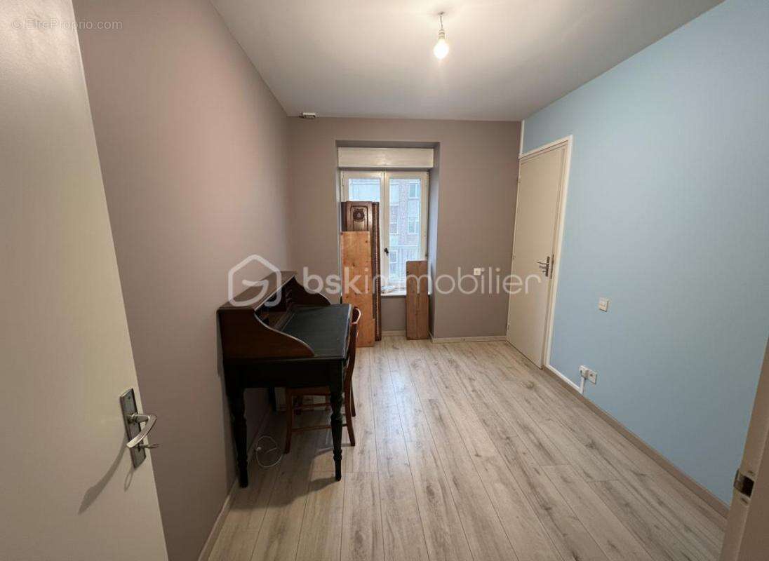 Maison à SAINT-GEORGES-DE-REINTEMBAULT