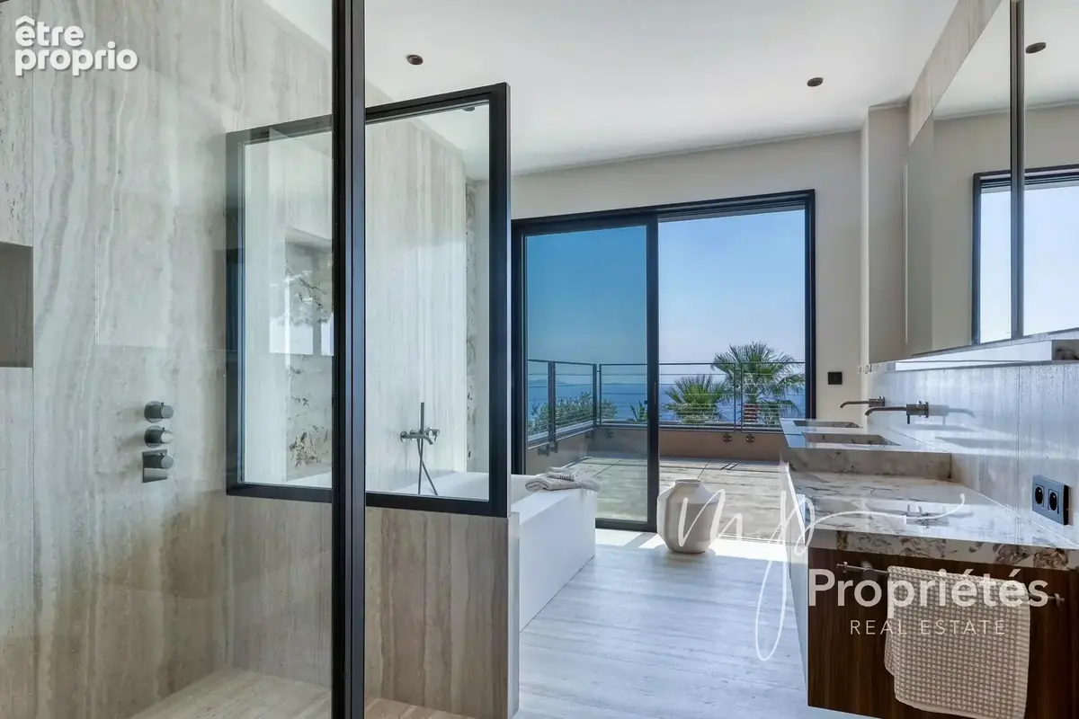 Rayol-Canadel-sur-Mer – Villa contemporaine d’exception vendue entièrement meublée –  six suites raffinées. Vue panoramique sur  - photo 53