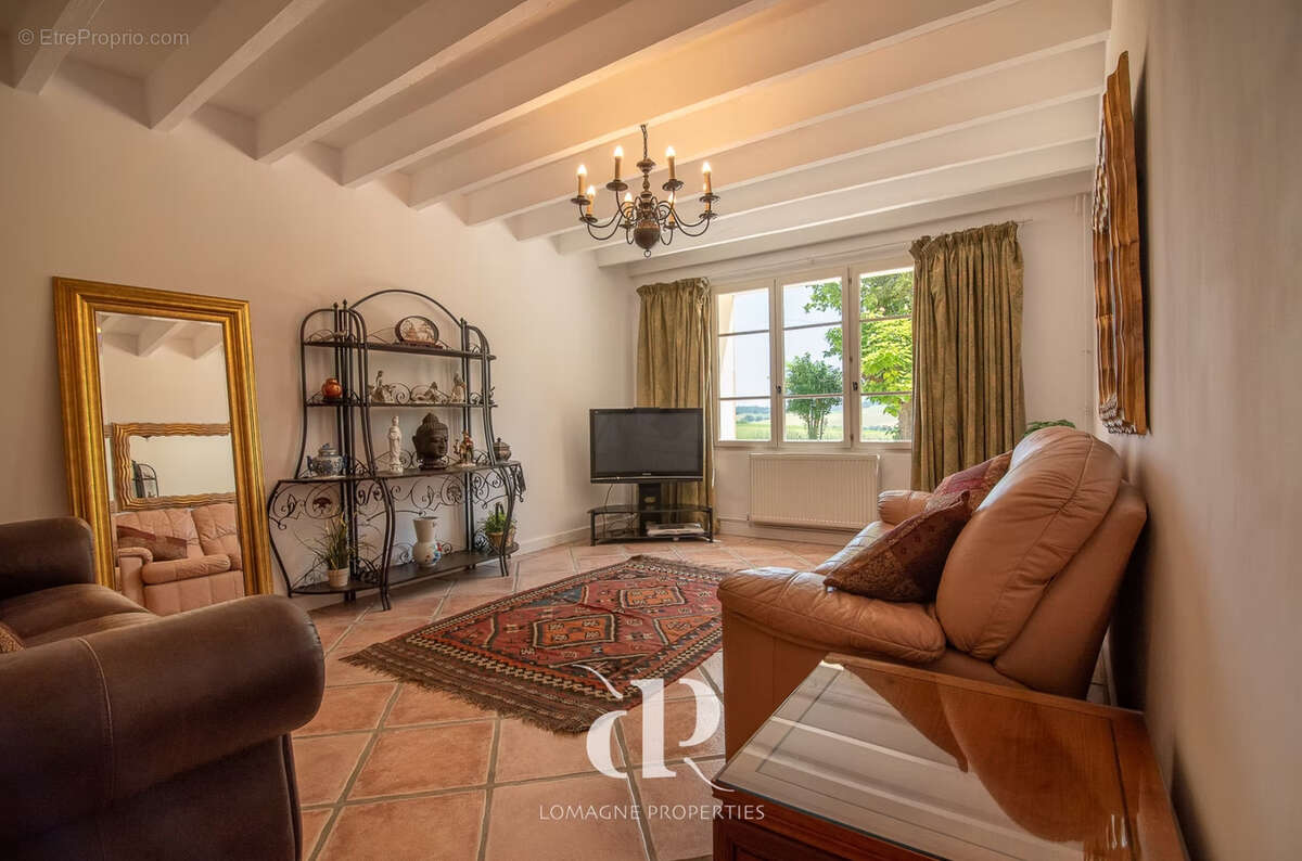 Maison à LACHAPELLE