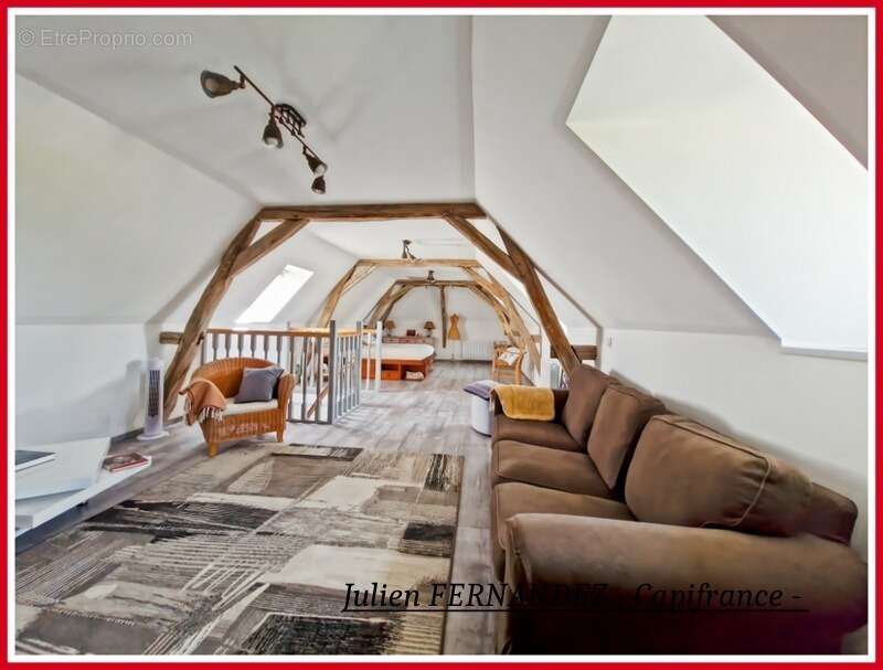 Maison à CHATELLERAULT