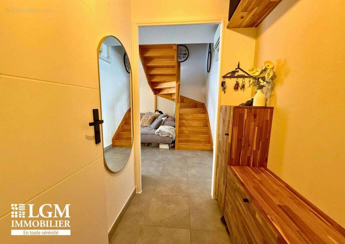 Maison à CHATEAUNEUF-LES-MARTIGUES