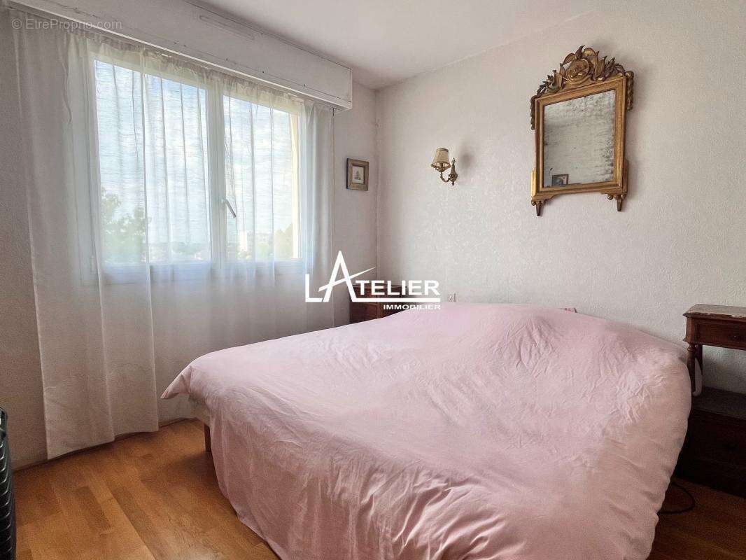 T3 81m2 ascenseur, balcon et vue dégagée, 2 parking, cave - photo 7