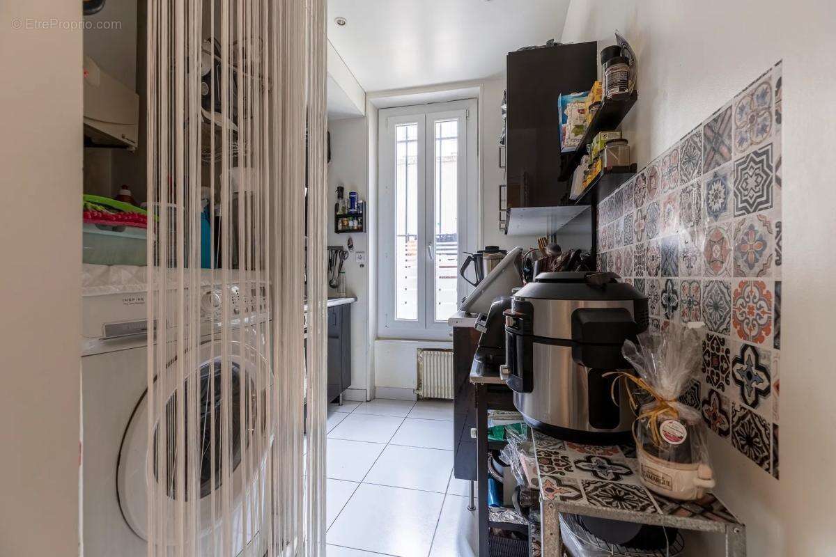 Appartement à PARIS-12E