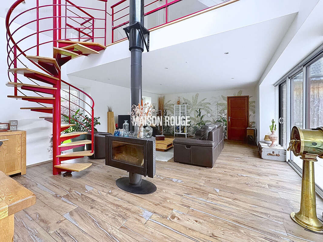 PEDERNEC - Magnifique maison en pierre de caractère avec piscine chauffée et dépendances ! - photo 4