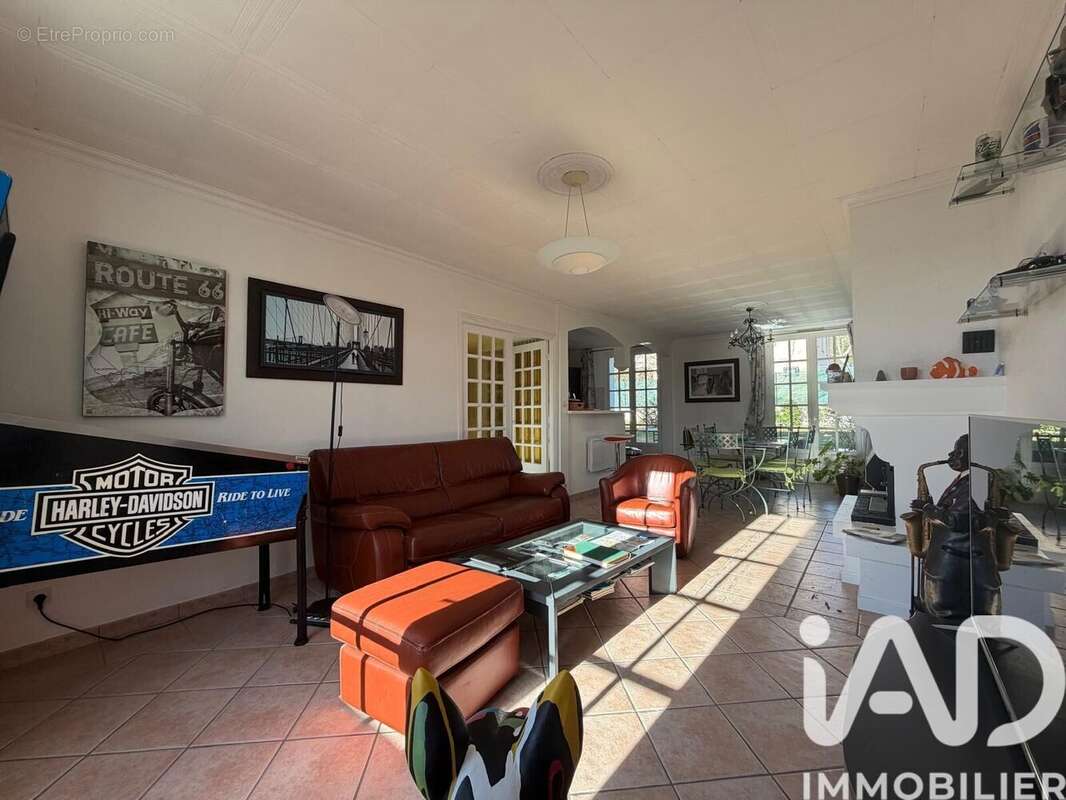 Photo 5 - Maison à LINAS