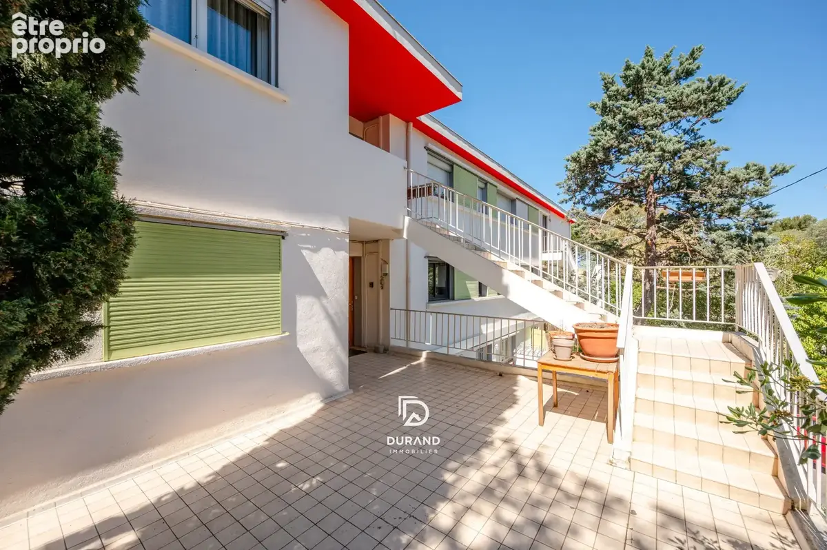 Appartement à MARSEILLE-9E