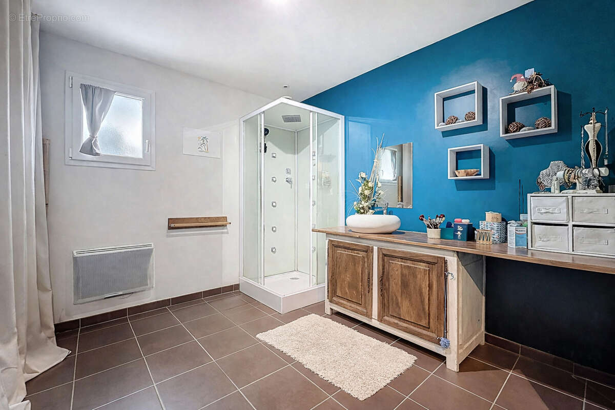 Maison à CHAMP-SUR-LAYON