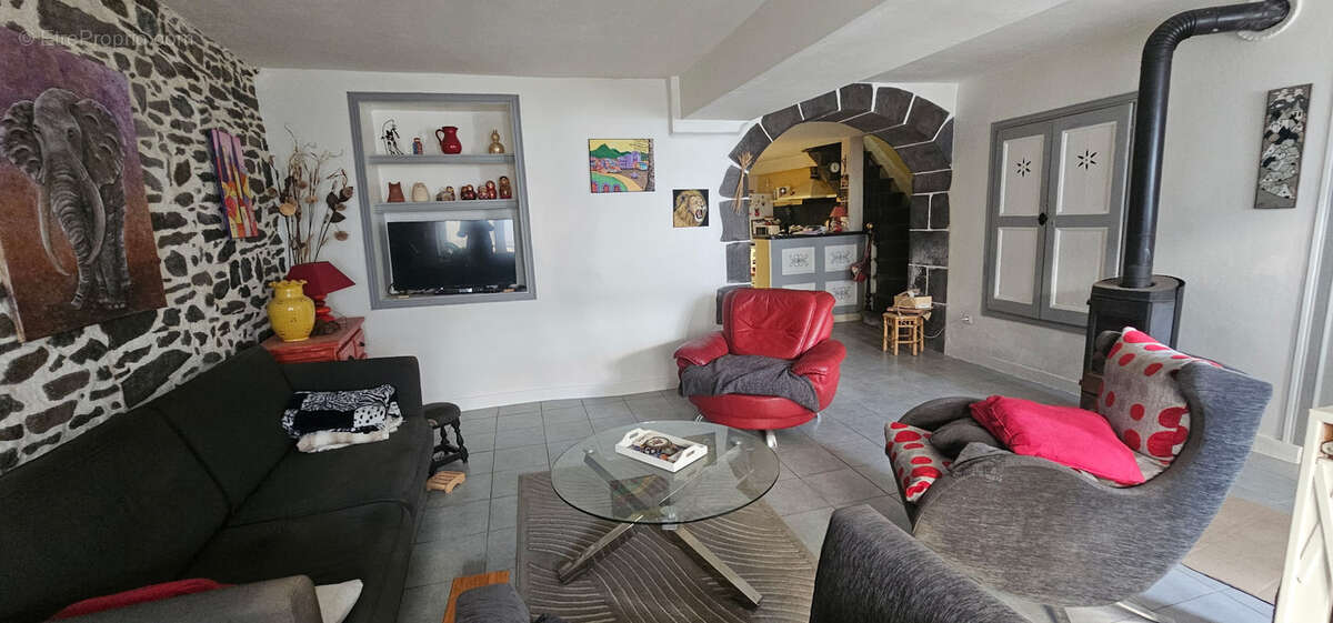 Maison à CHATEAUGAY