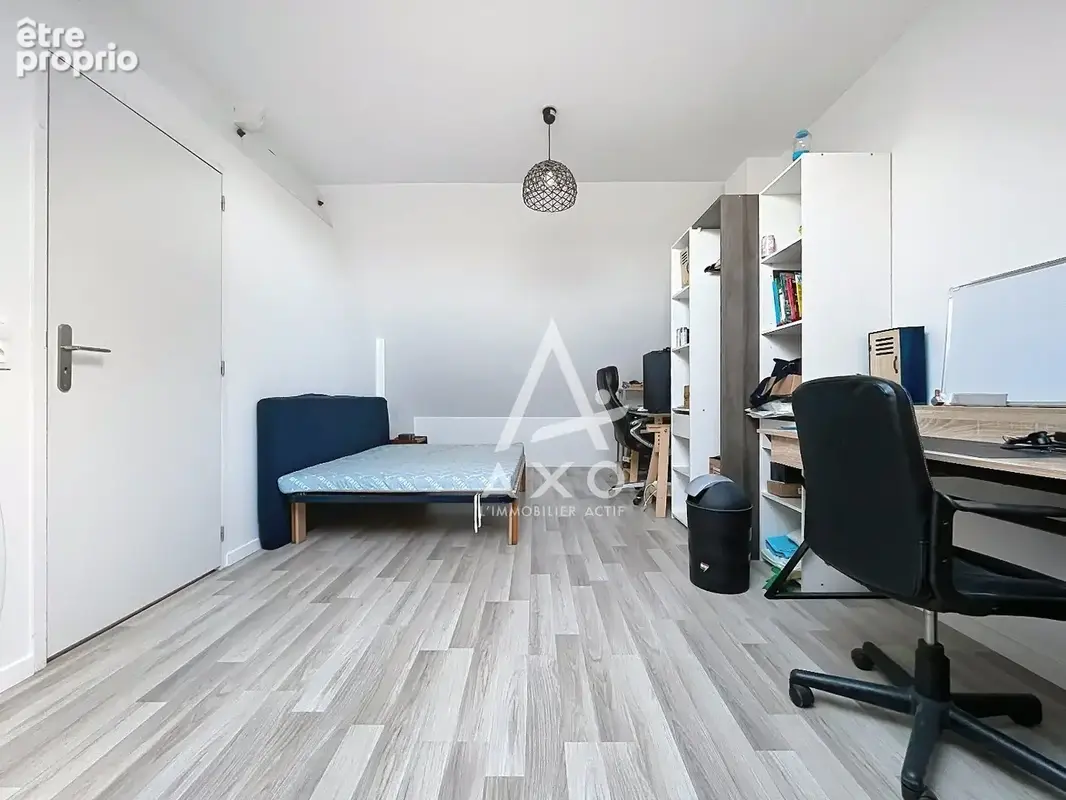 Maison Familliale avec 4 chambres sur 2566m² de terrain clos - photo 9