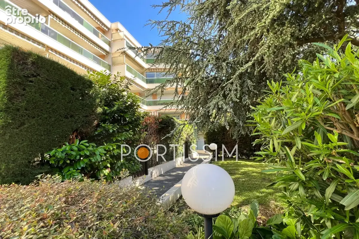 Appartement 3 pièces 76 m² à vendre à Saint-Laurent-Du-Var (06700) - photo 2