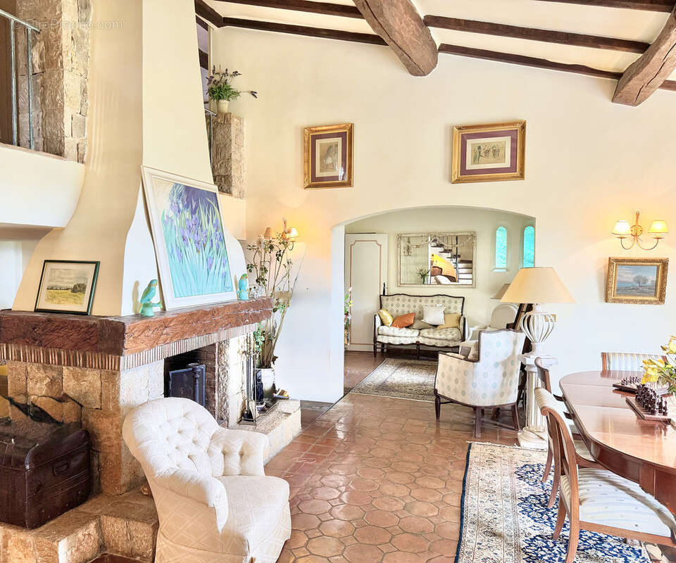 Maison à SPERACEDES