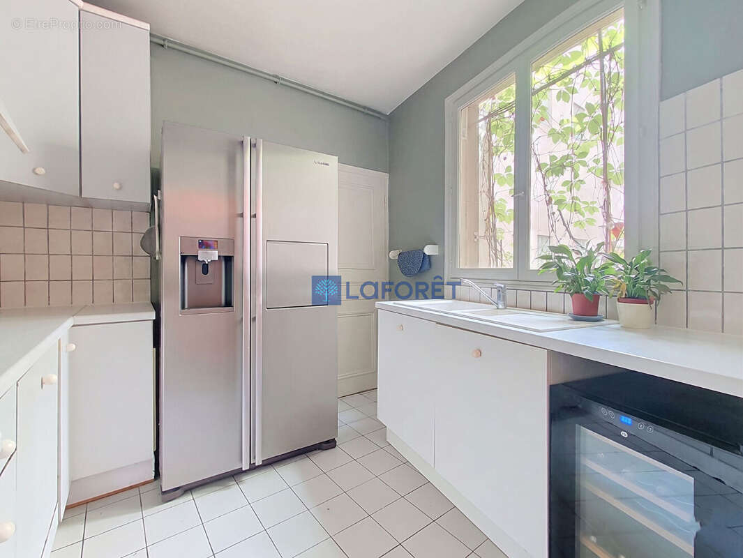 Appartement à PARIS-2E