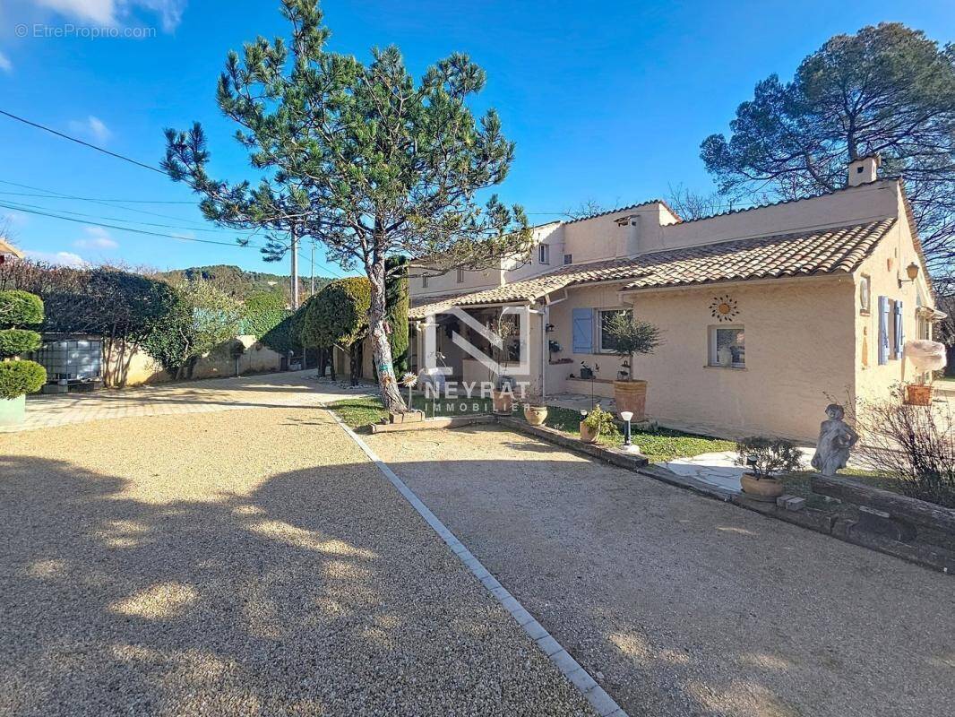 Maison à SEILLANS