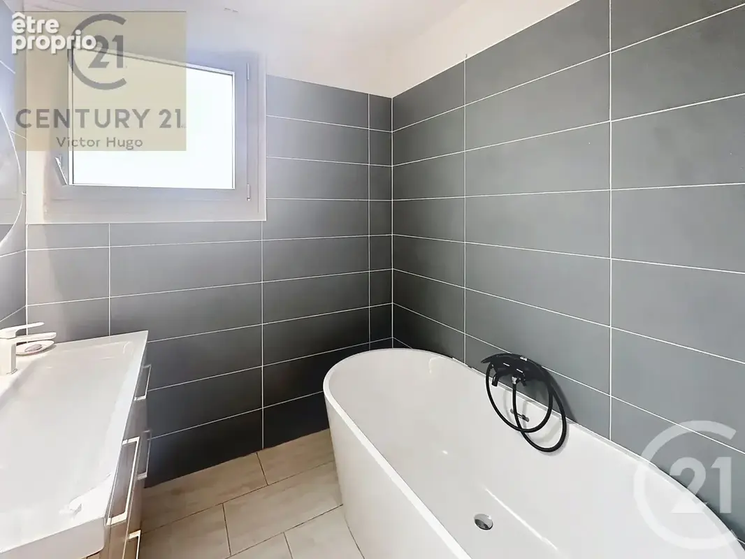 Maison 6 pièces 217 m² à vendre à Verneuil-Sur-Vienne (87430) - photo 10