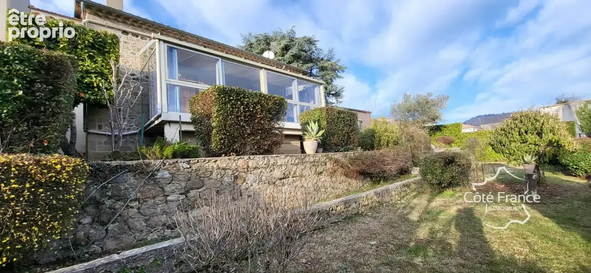 Maison de village rénovée avec dépendances et terrain attena - photo 7