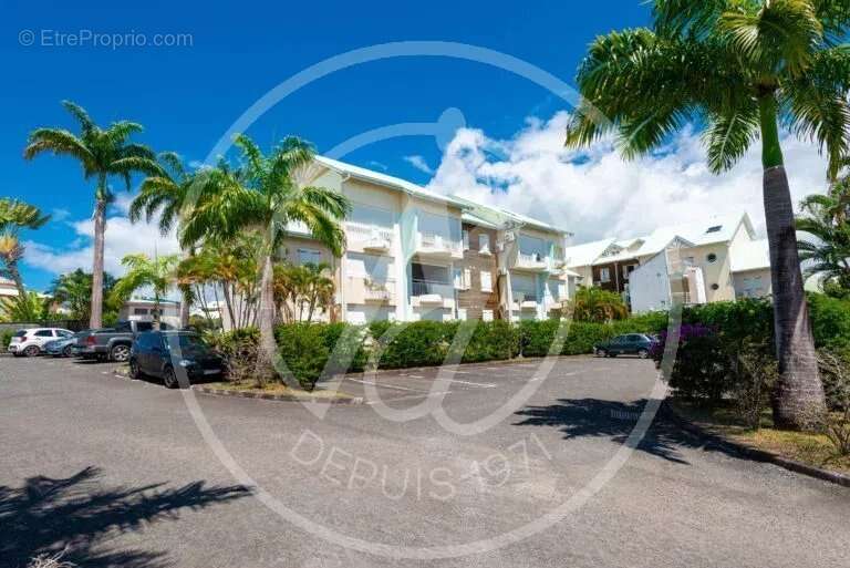 Appartement à BAIE-MAHAULT