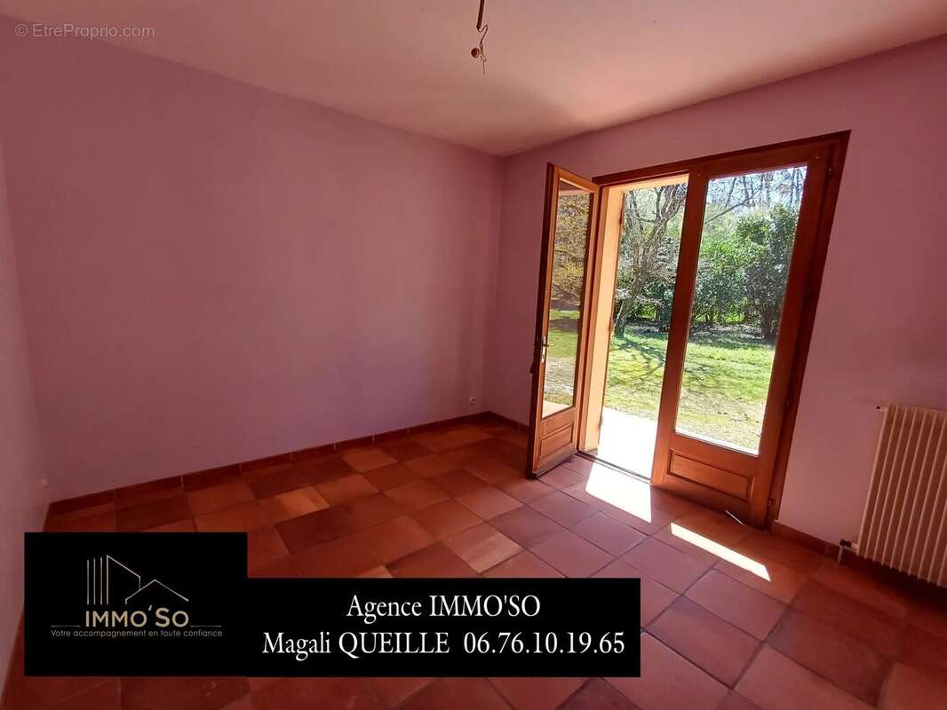Maison à ARES