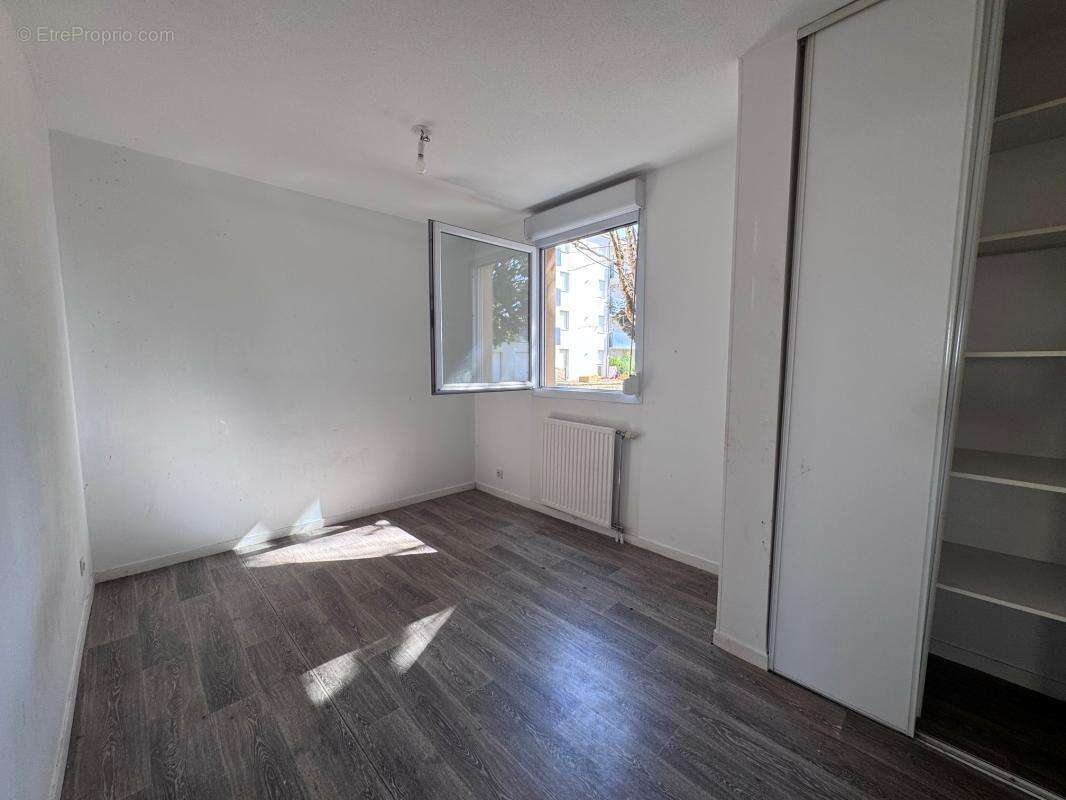 Appartement t3  au rdc avec terrasse - photo 4