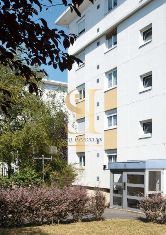 Appartement à VIGNEUX-SUR-SEINE