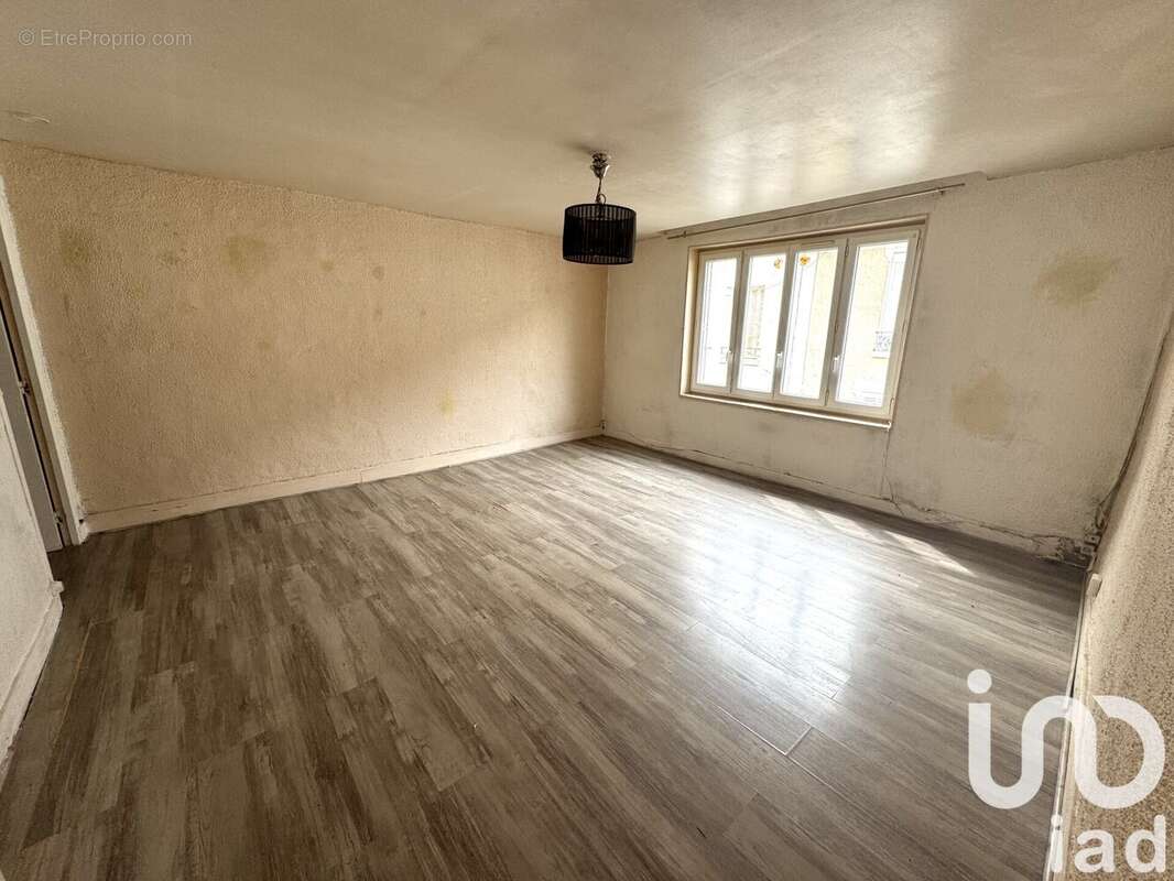 Photo 6 - Appartement à COUILLY-PONT-AUX-DAMES