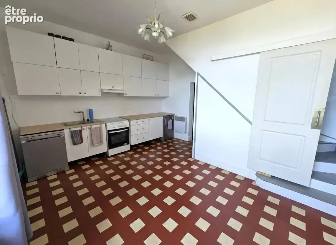 HIRSON (02) -  Vente maison avec 4 chambres , cour  et terrain - photo 3