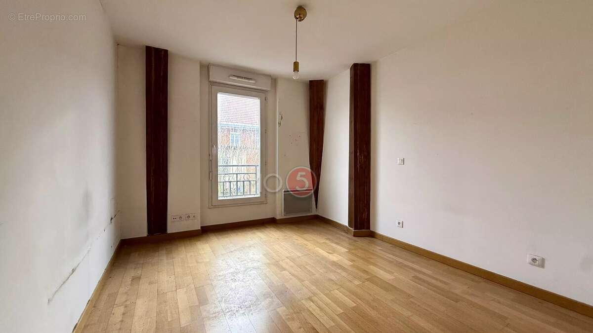 Appartement à LE RAINCY
