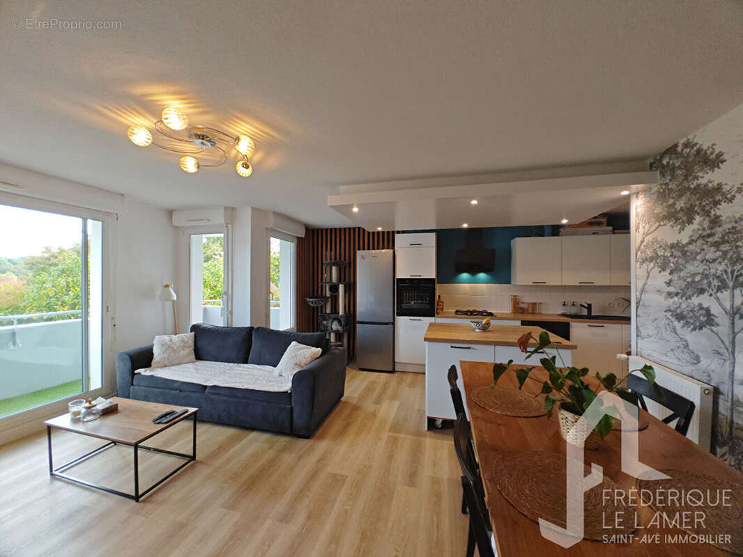 Appartement à SAINT-AVE