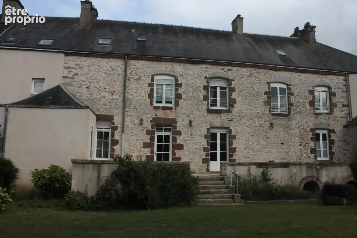 Maison bourgeoise 220m² au coeur de Fresnay-sur-Sarthe - photo 3