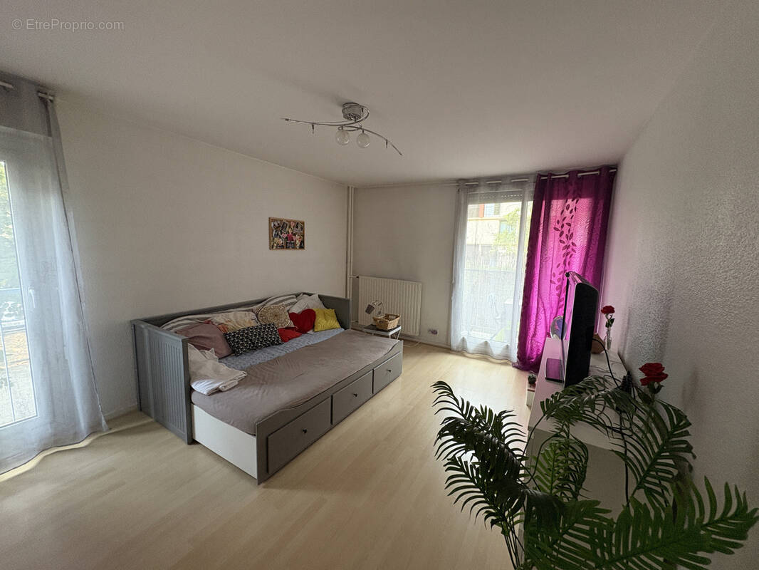 Appartement à COLOMIERS