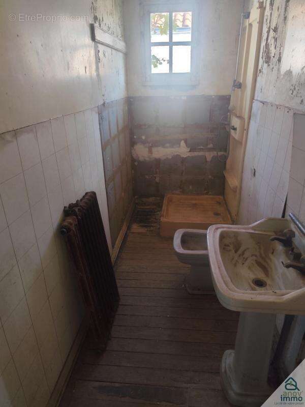 Maison à SAINT-JUNIEN