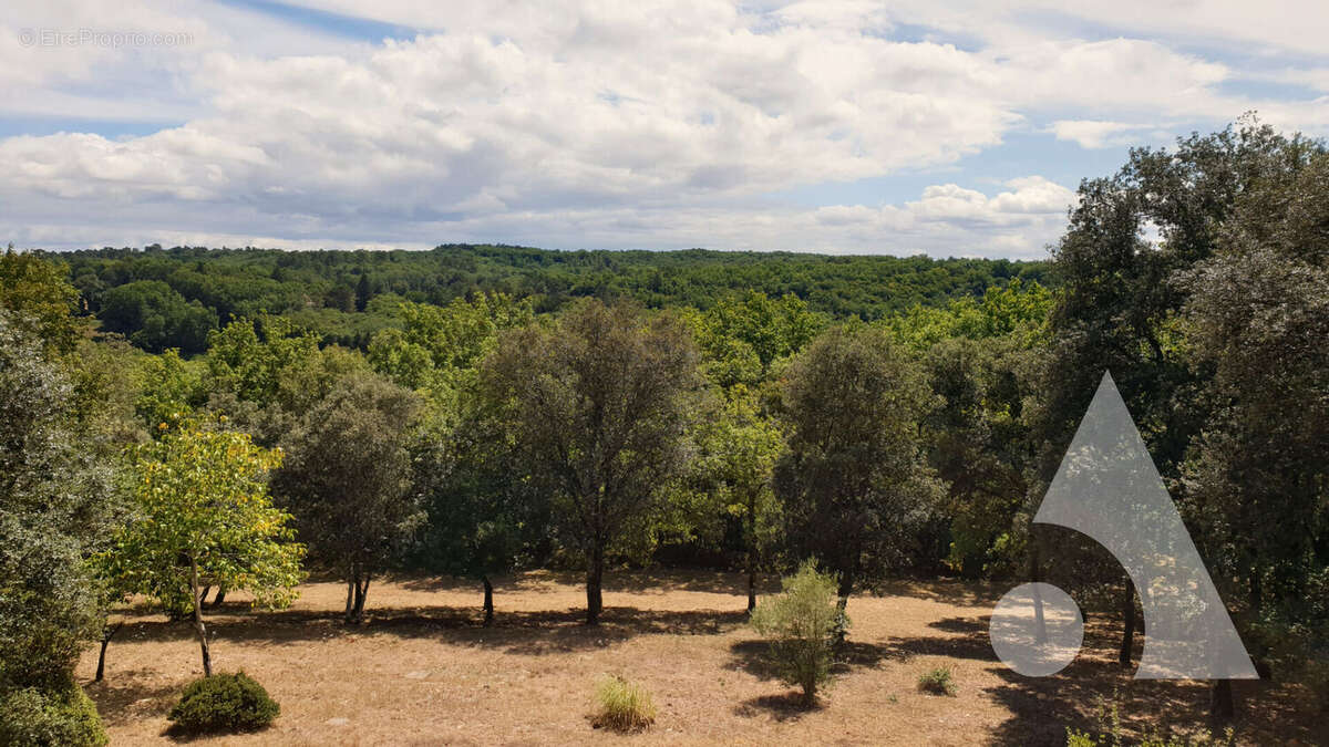 Maison à LES EYZIES-DE-TAYAC-SIREUIL