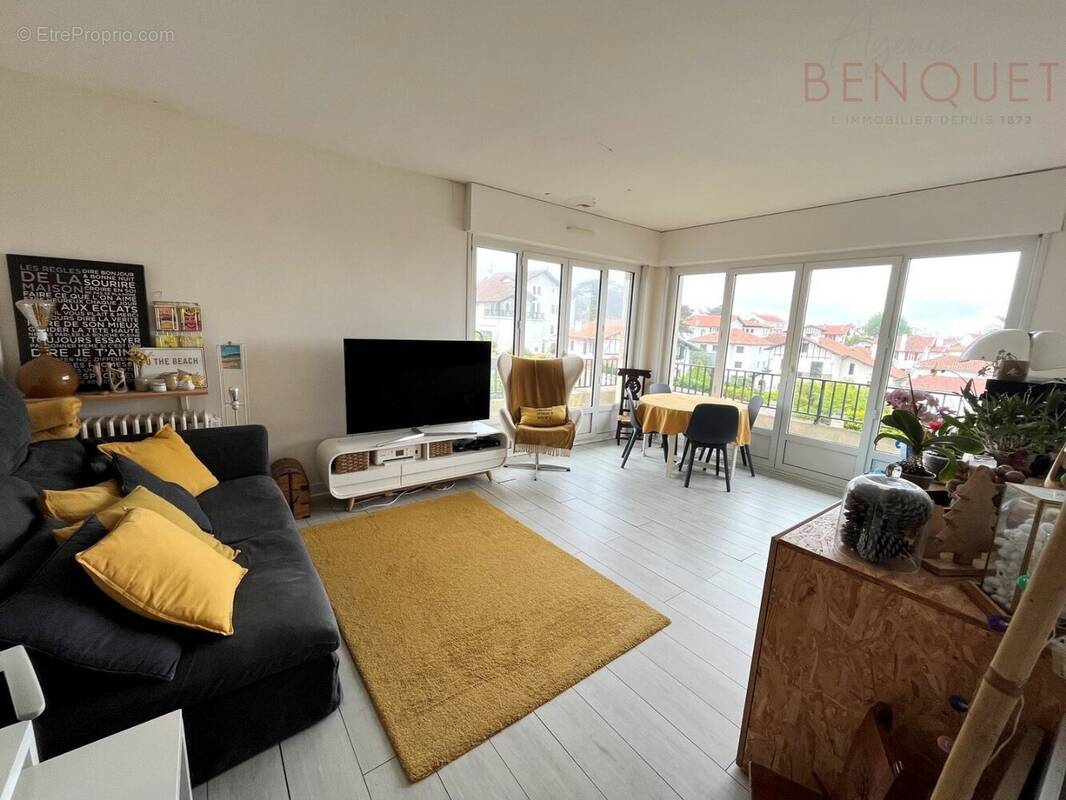 Appartement à ARCANGUES