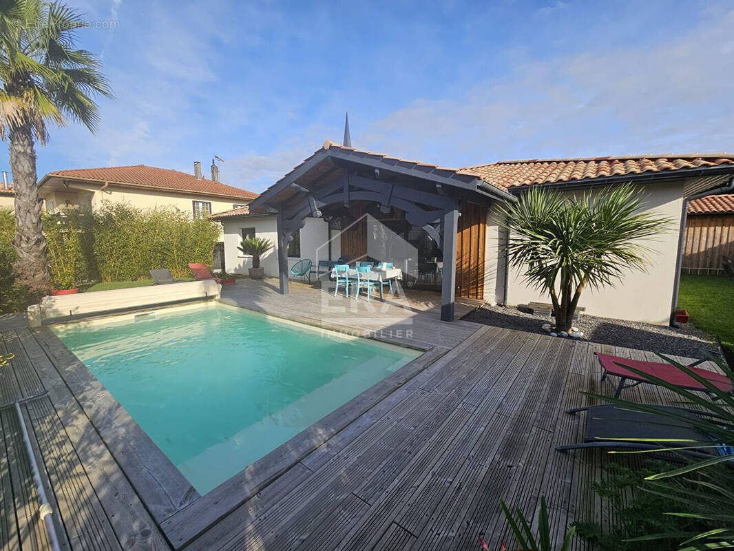 Maison à LE TEICH