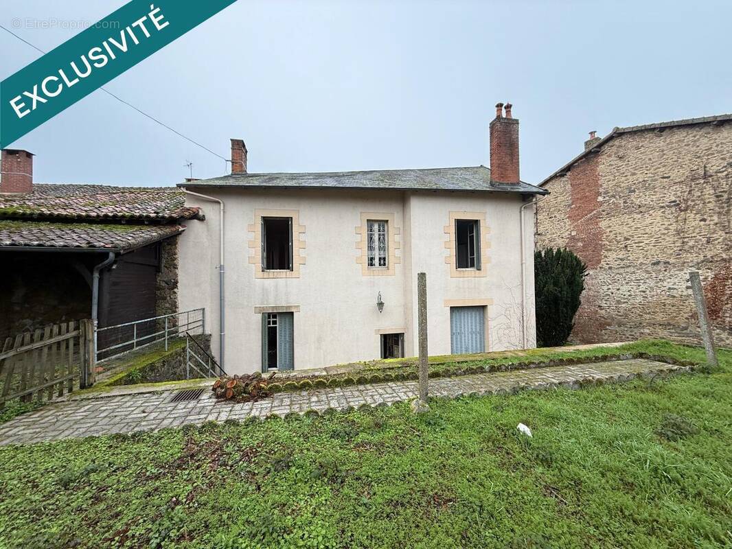 Photo 1 - Maison à SAINT-LAURENT-SUR-GORRE