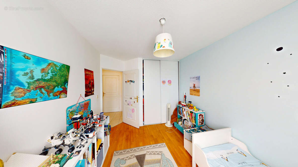 Villeurbanne - Doua - photo 10