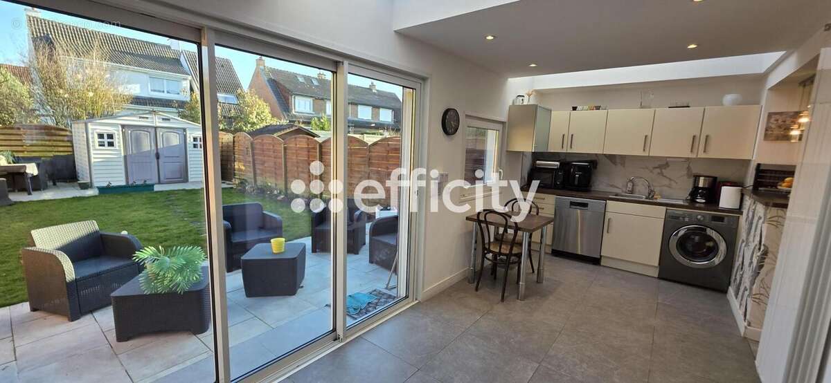 Maison à FACHES-THUMESNIL