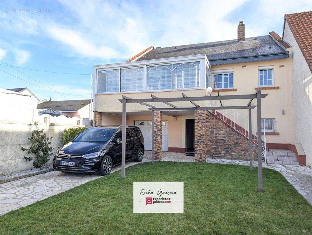 EXCLUSIVITÉ  Maison familiale 145 m², 55 m² de pièce de vie plein sud, prestations haut de gamme  - Sanvic Renaissance - photo 11