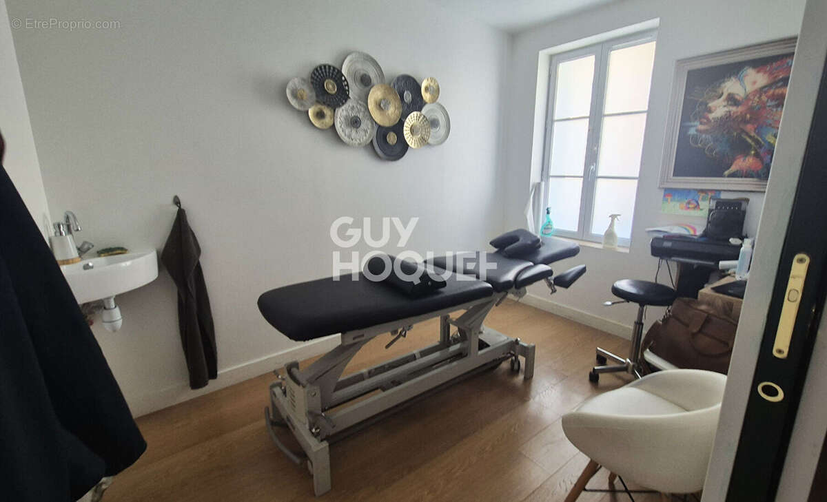 Commerce à LE PORT-MARLY