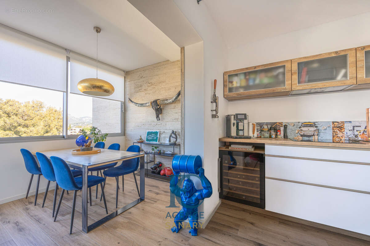 Appartement à SIX-FOURS-LES-PLAGES