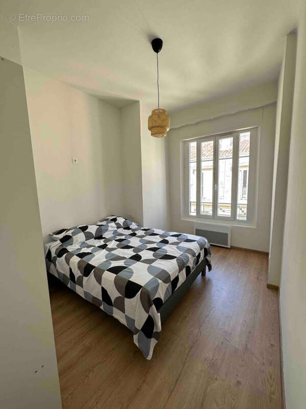 Appartement à MARSEILLE-6E