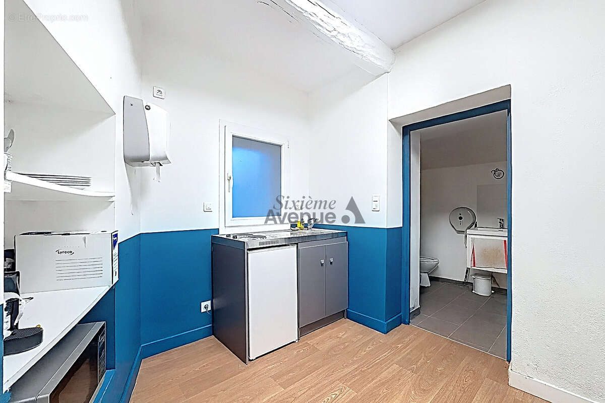 Commerce à SAINT-MATHIEU-DE-TREVIERS