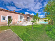 Maison à SAINT-MARTIN-DE-CRAU